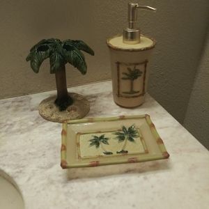Palm bathroom set